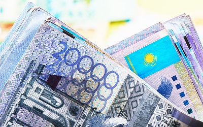 В Деньги Click запустили акцию на миллионы тенге